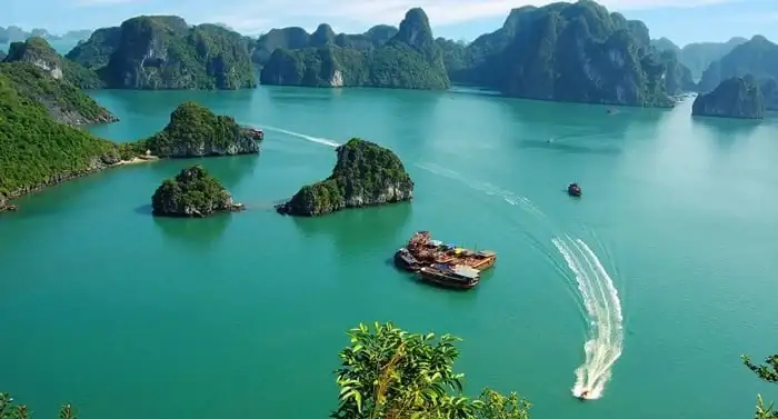 Vườn quốc gia Bái Tử Long - Quảng Ninh
