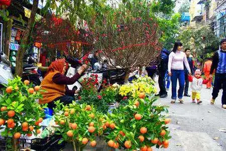Đón Lộc xuân đầu năm tại Hà Nội Đón Lộc xuân đầu năm tại Hà Nội