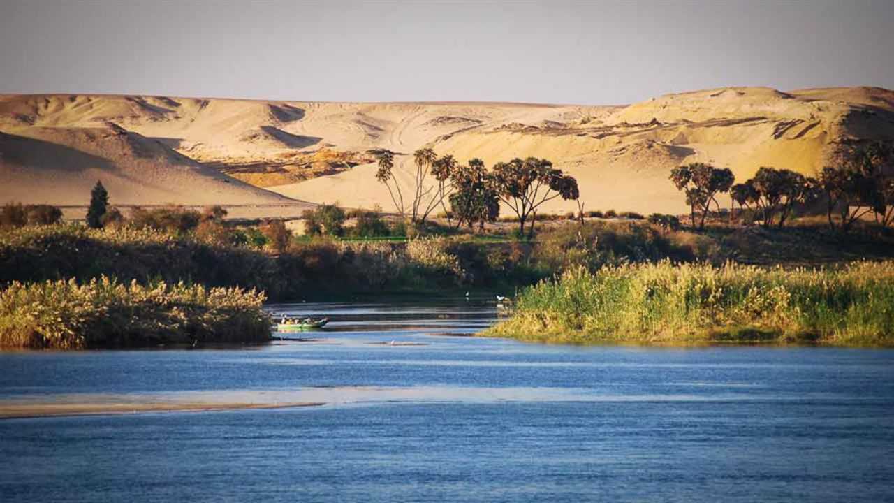 Tour du lịch Ai Cập - Ngắm dòng sông Nile