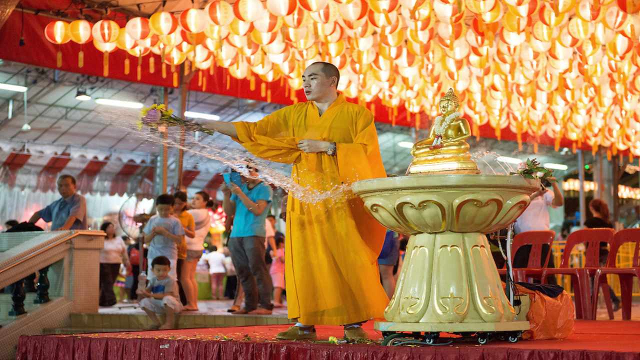 Tour Singapore - Lễ Phật Đản