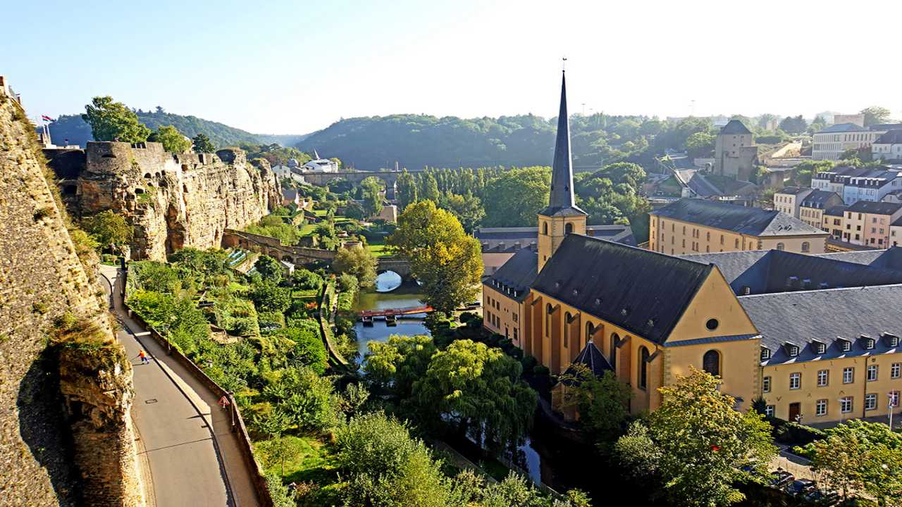 Luxembourg cũng là một lựa chọn thú vị cho tour châu Âu của bạn.