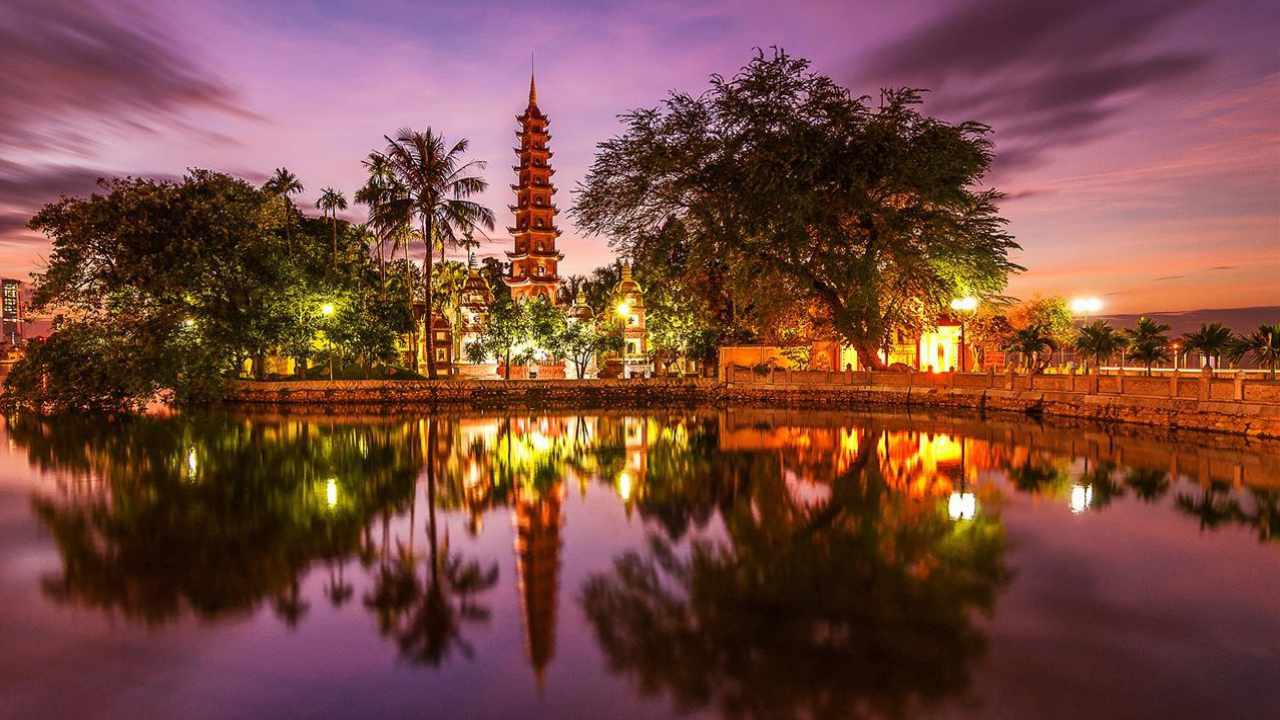 Tour Hà Nội - Hồ Hoàn Kiếm về đêm
