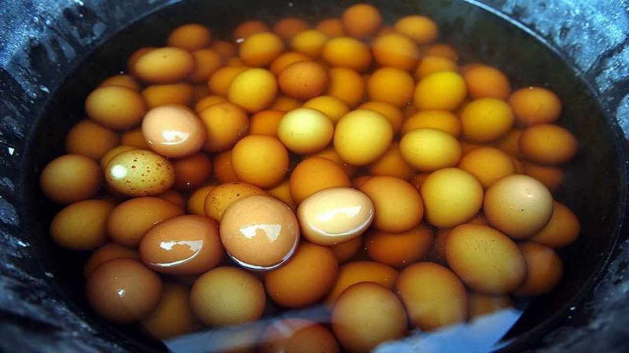 Tour Trung Quốc - Trứng luộc nước tiểu
