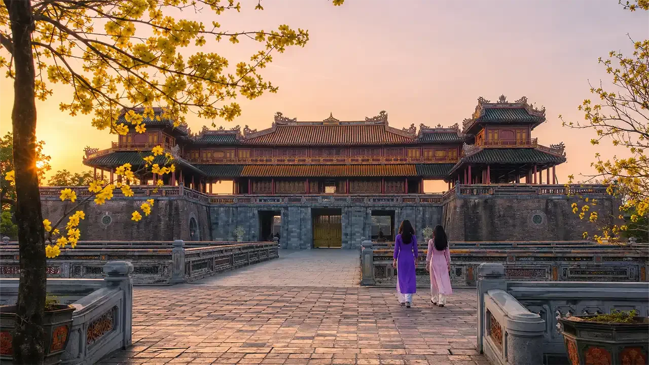 Tham quan Đại Nội Huế trong tour Tết 2027