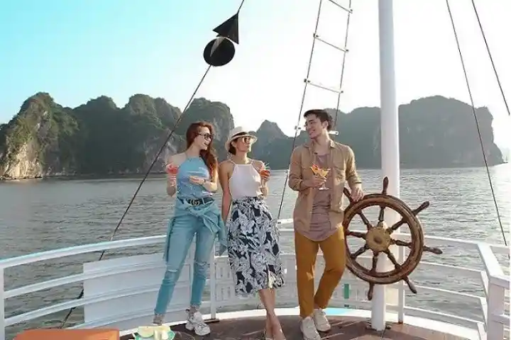 Tour Miền Bắc 5N4Đ: Sài Gòn – Hà Nội – Hạ Long – Sapa – Ninh Bình