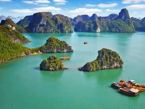 Tour liên tuyến 8N7Đ: Sài Gòn – Đà Nẵng – Hội An – Huế – Hà Nội – Ninh Bình – Hạ Long – Sapa